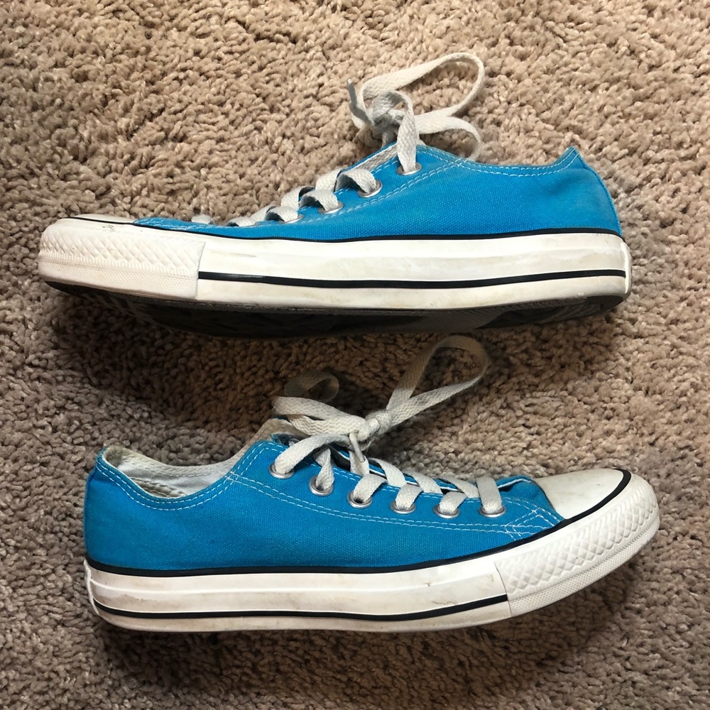 Converse - Picture 2 of 5